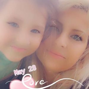 Meet your Posher, Desi